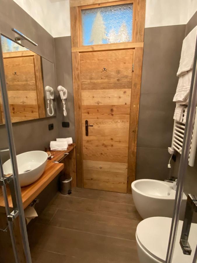 Fra Rose E Mughi Bed & Breakfast Domegge di Cadore Dış mekan fotoğraf