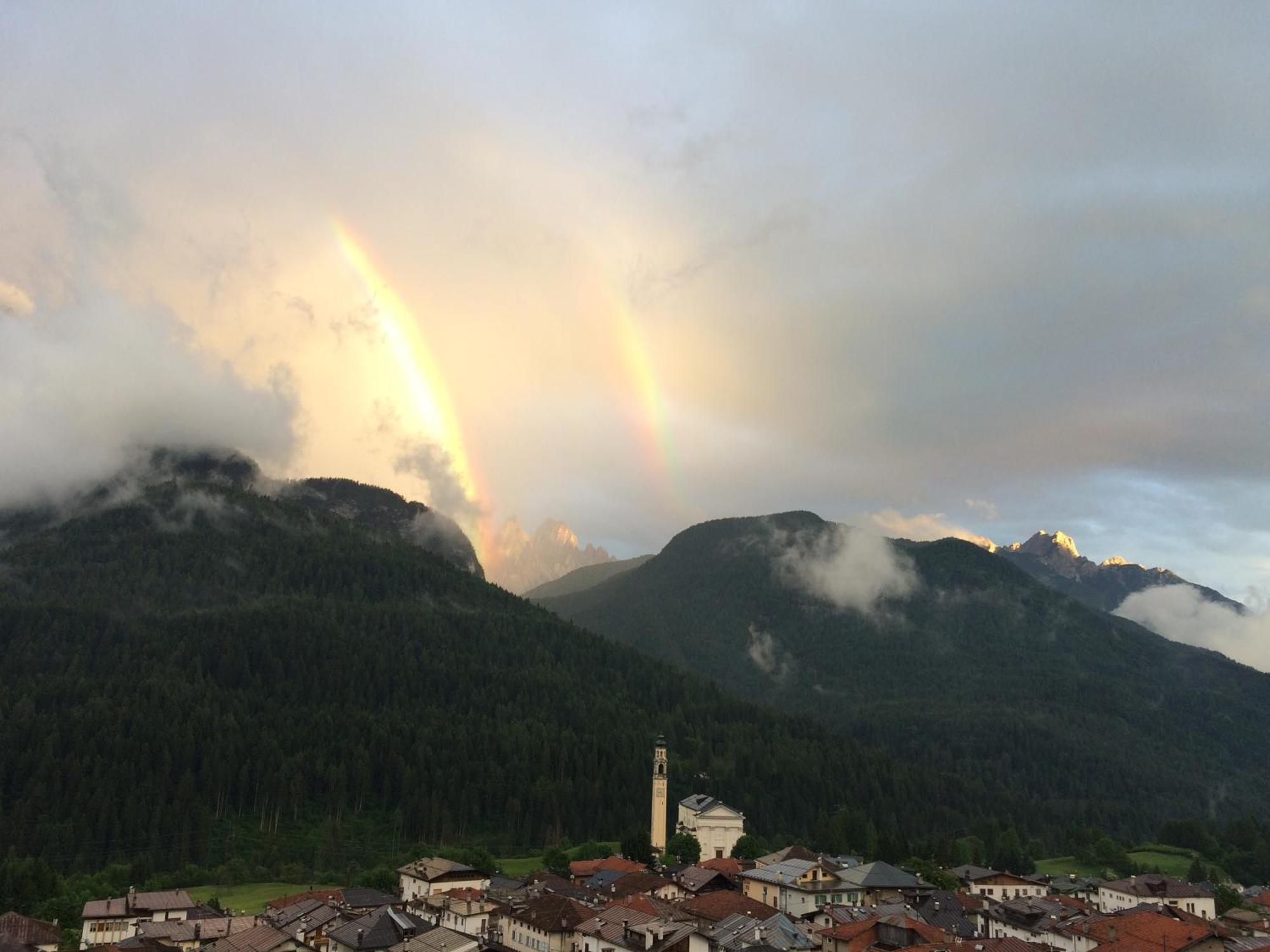 Fra Rose E Mughi Bed & Breakfast Domegge di Cadore Dış mekan fotoğraf