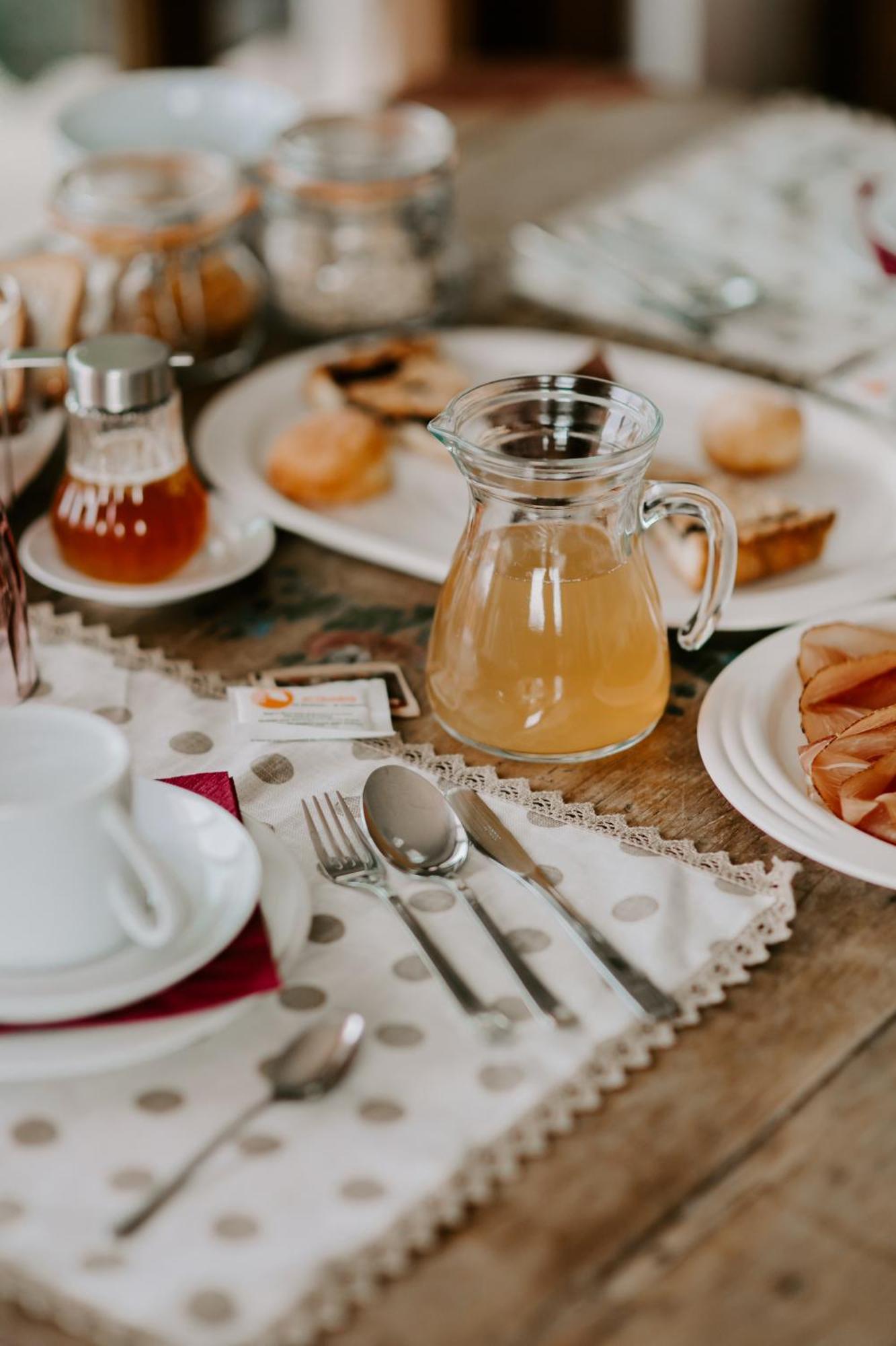 Fra Rose E Mughi Bed & Breakfast Domegge di Cadore Dış mekan fotoğraf