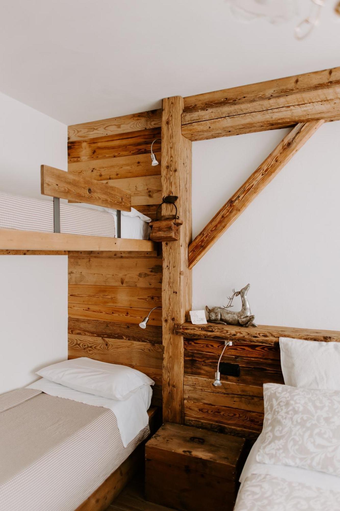 Fra Rose E Mughi Bed & Breakfast Domegge di Cadore Dış mekan fotoğraf
