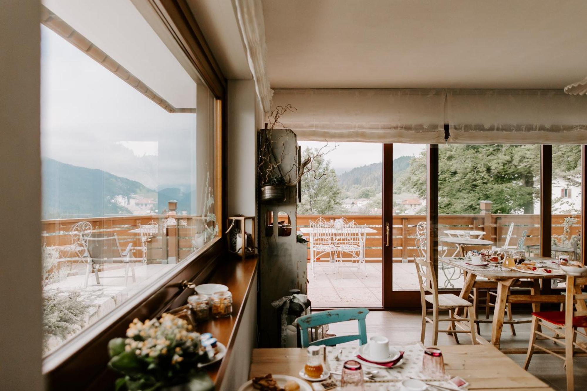 Fra Rose E Mughi Bed & Breakfast Domegge di Cadore Dış mekan fotoğraf